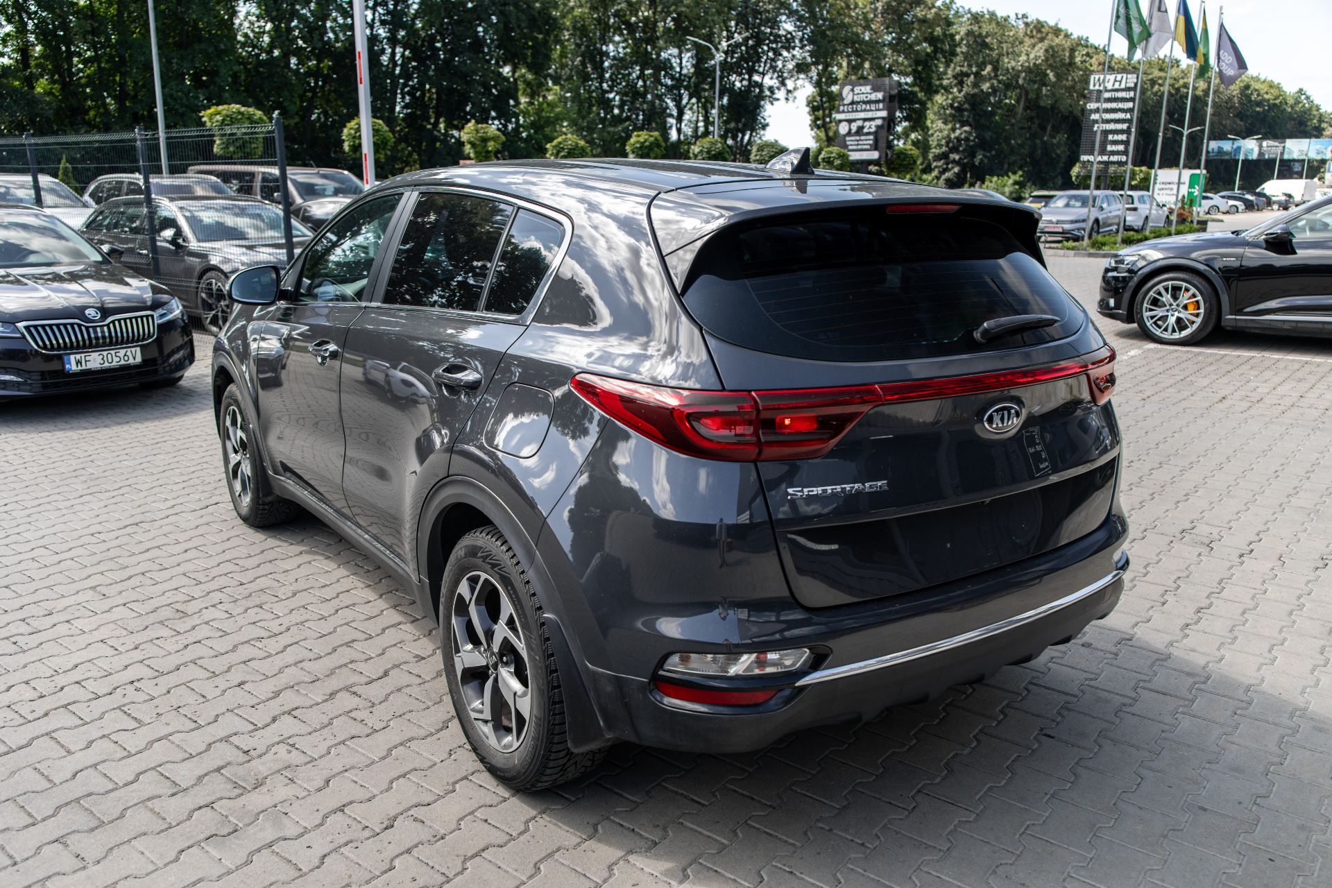 KIA SPORTAGE thumbnail 10