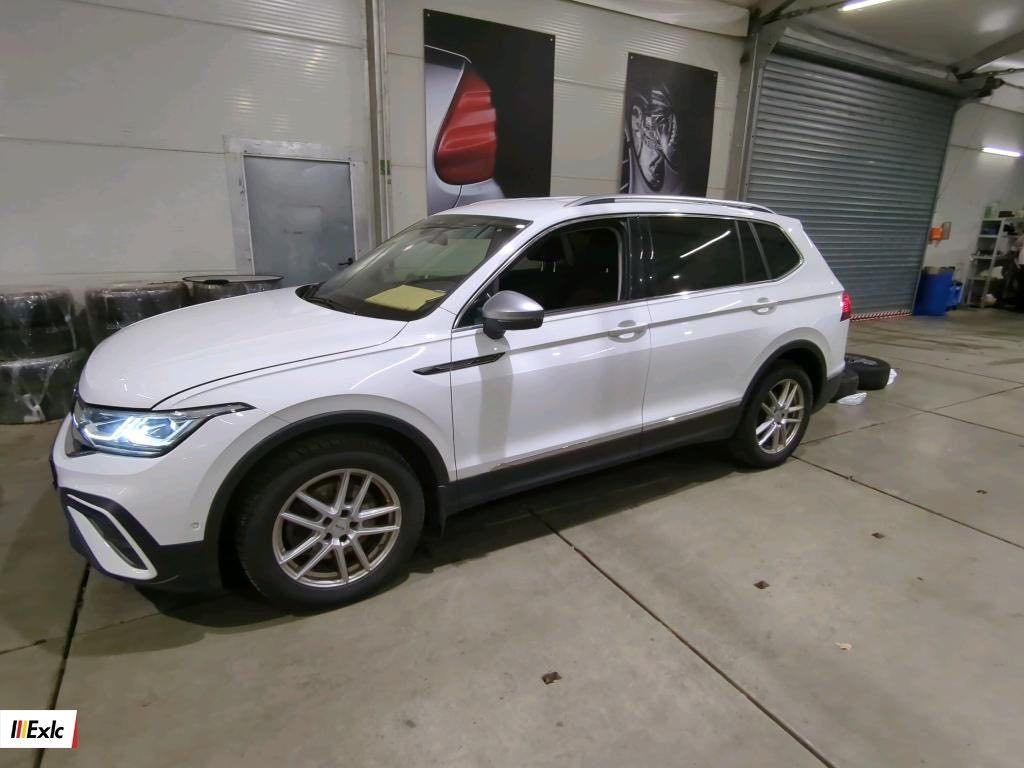 VOLKSWAGEN TIGUAN ALLSPACE thumbnail 3