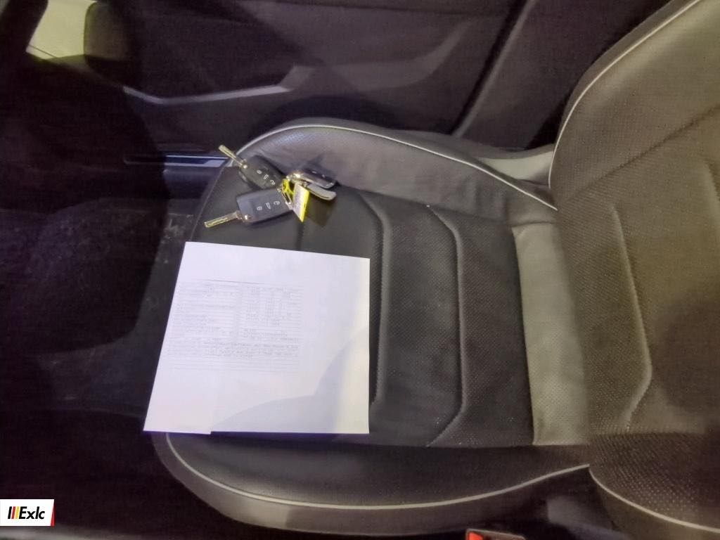 VOLKSWAGEN TIGUAN ALLSPACE thumbnail 11
