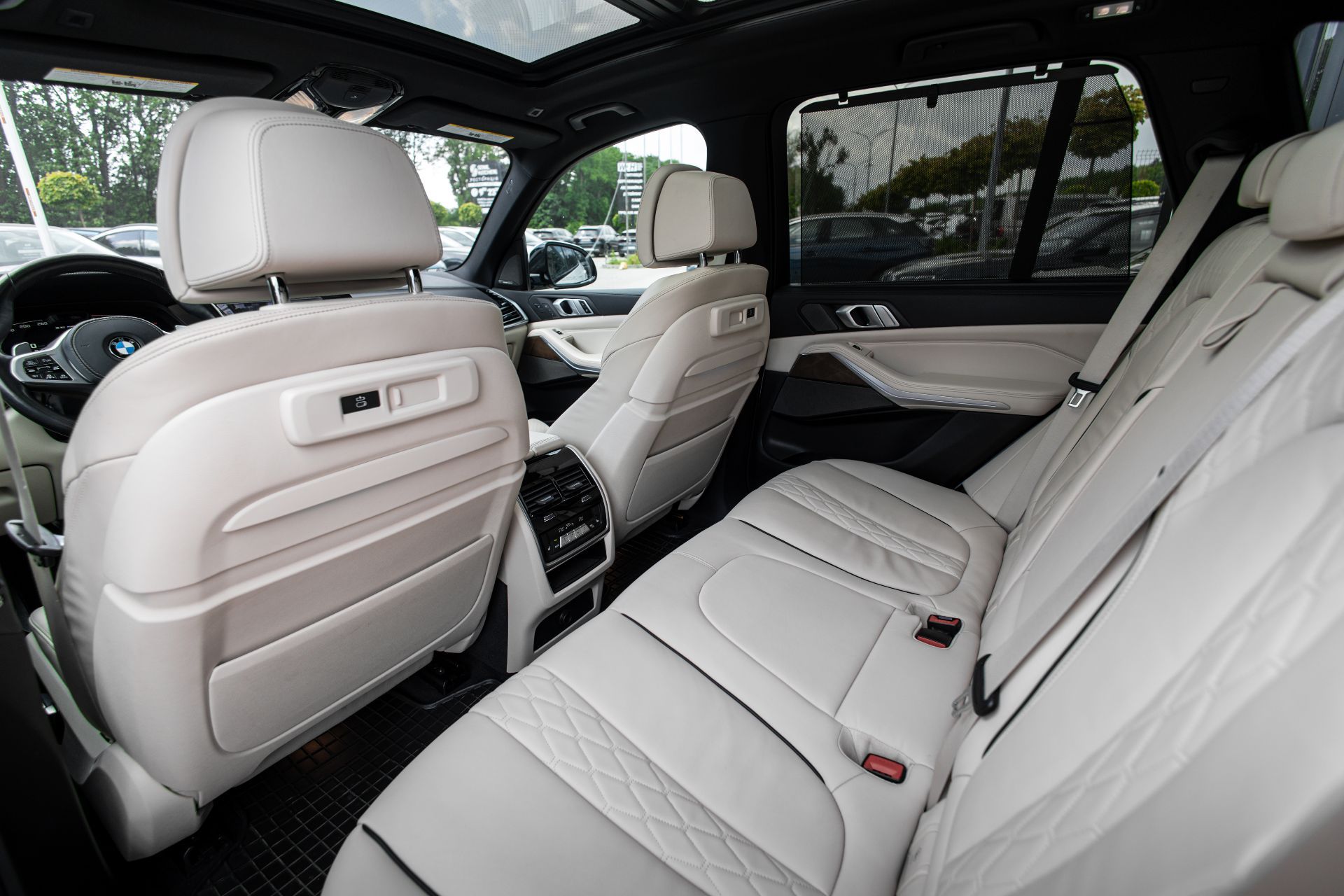 BMW X5 M50i thumbnail 18