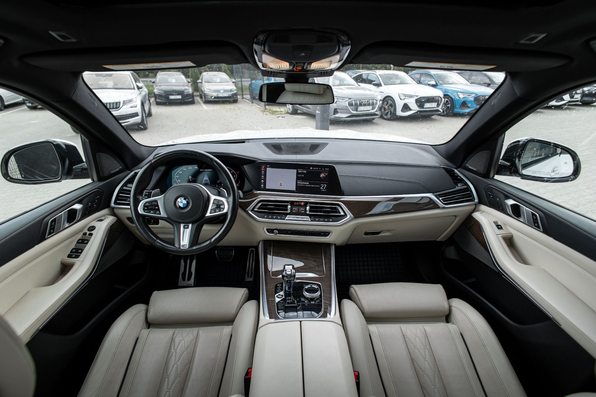 BMW X5 M50i thumbnail 5