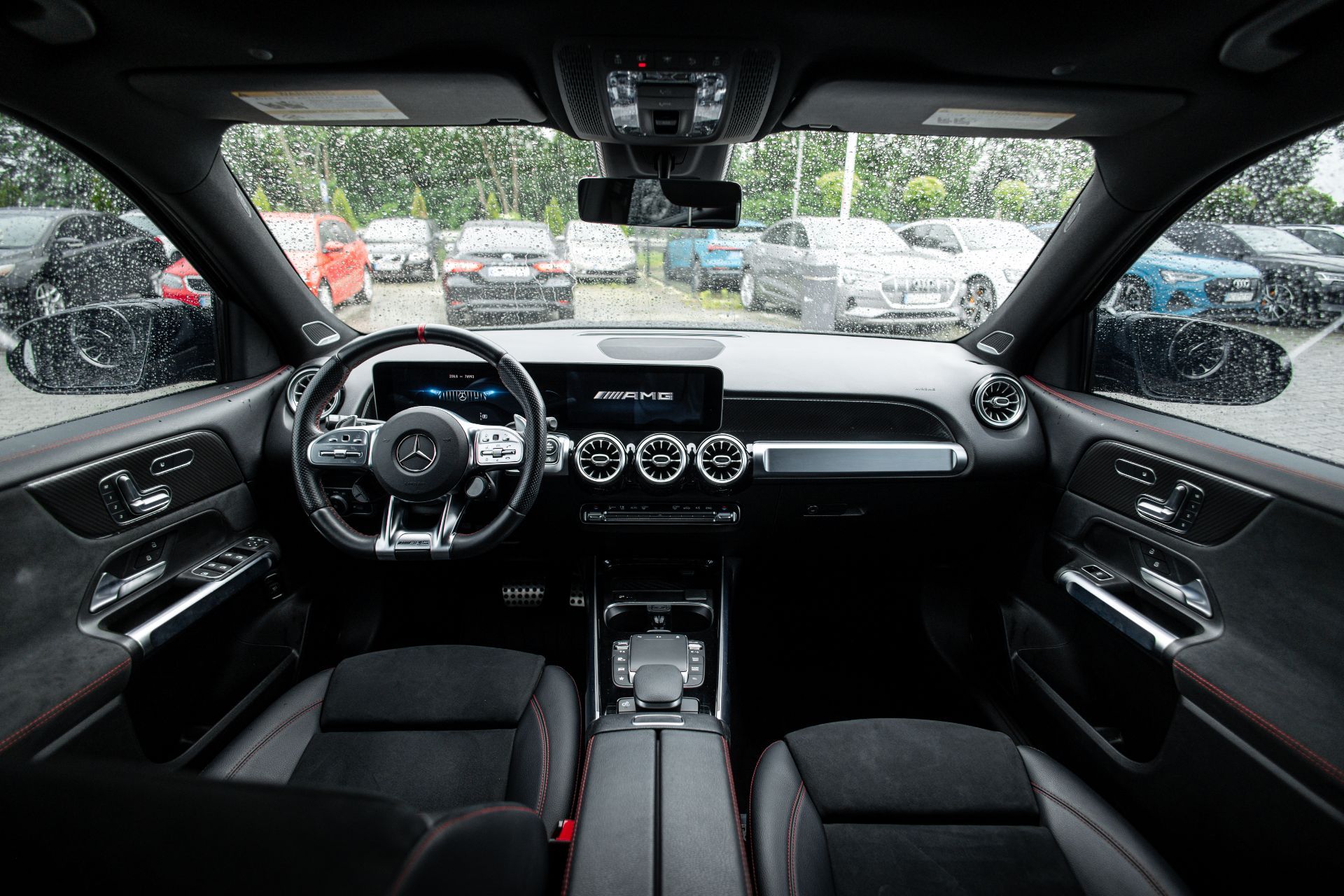MERCEDES-BENZ GLB AMG thumbnail 6
