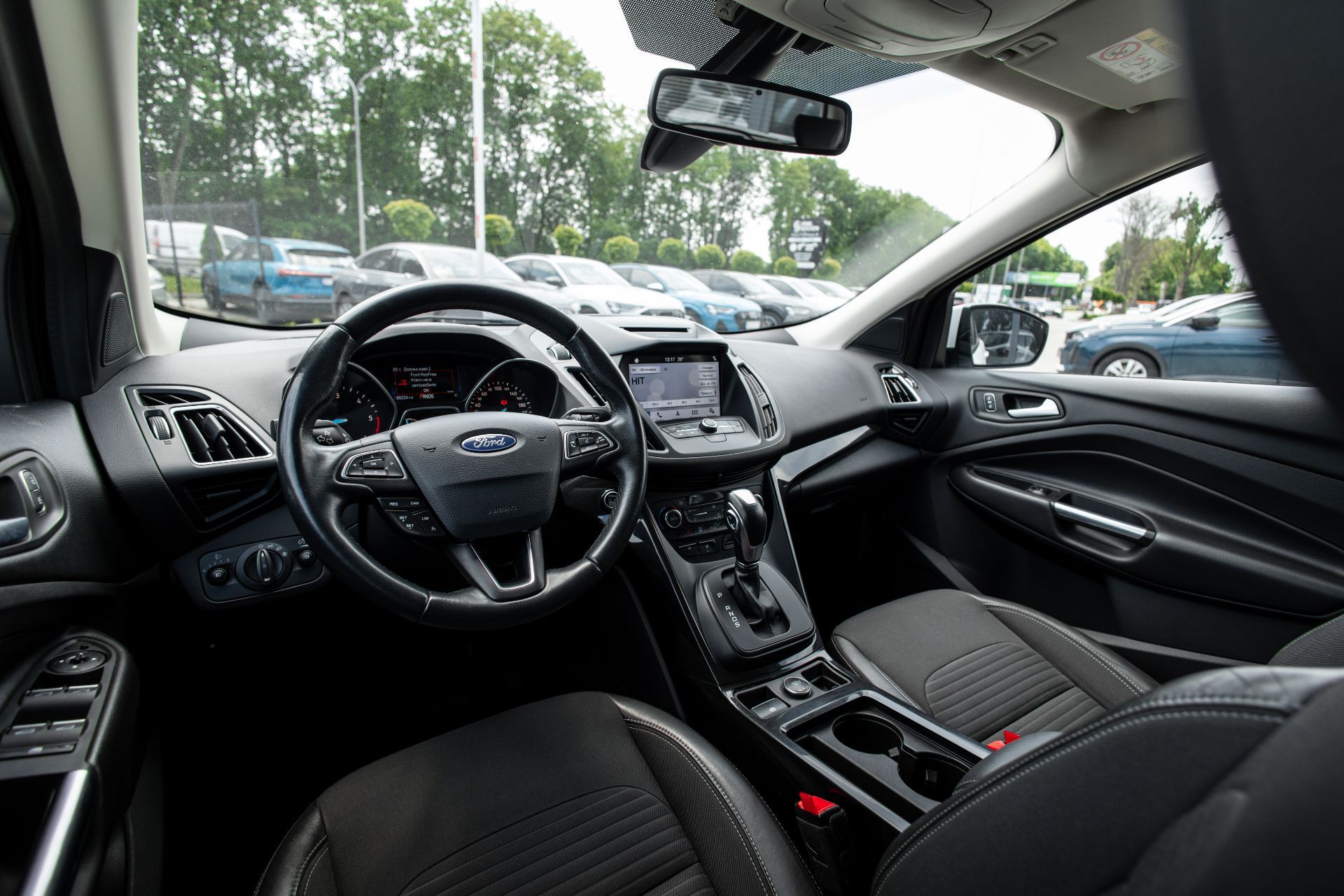 FORD KUGA thumbnail 7