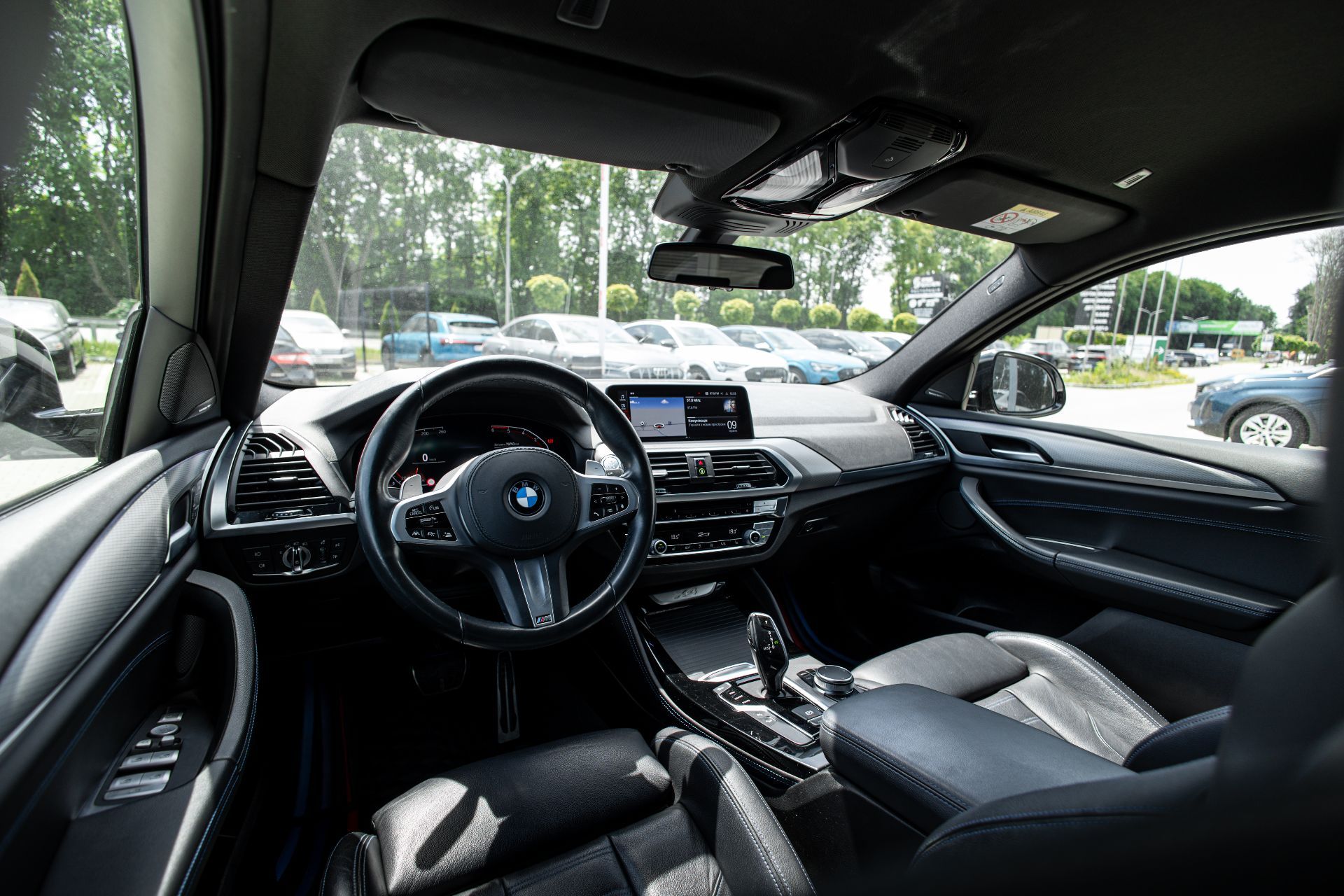 BMW X4 XDrive thumbnail 14