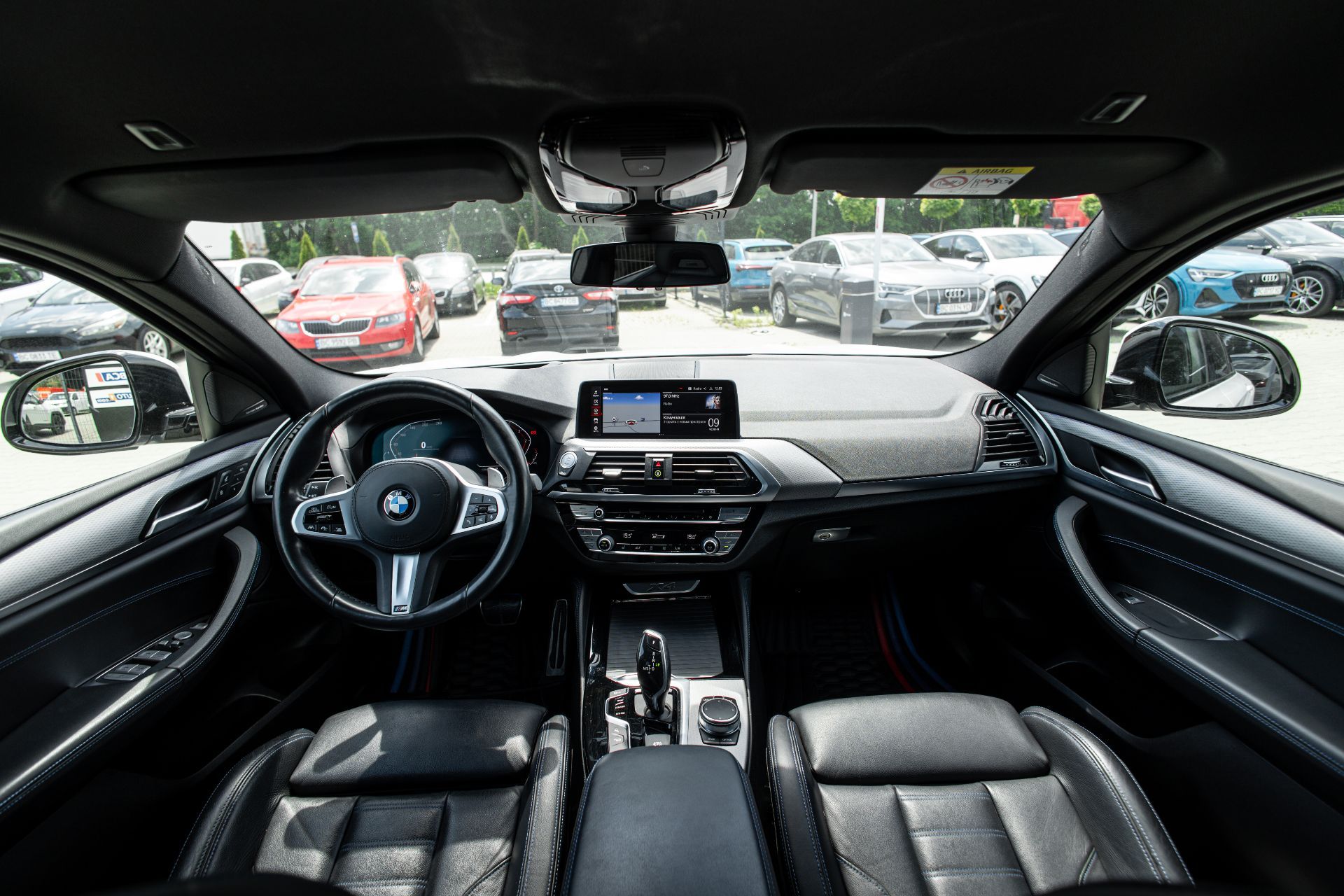BMW X4 XDrive thumbnail 8