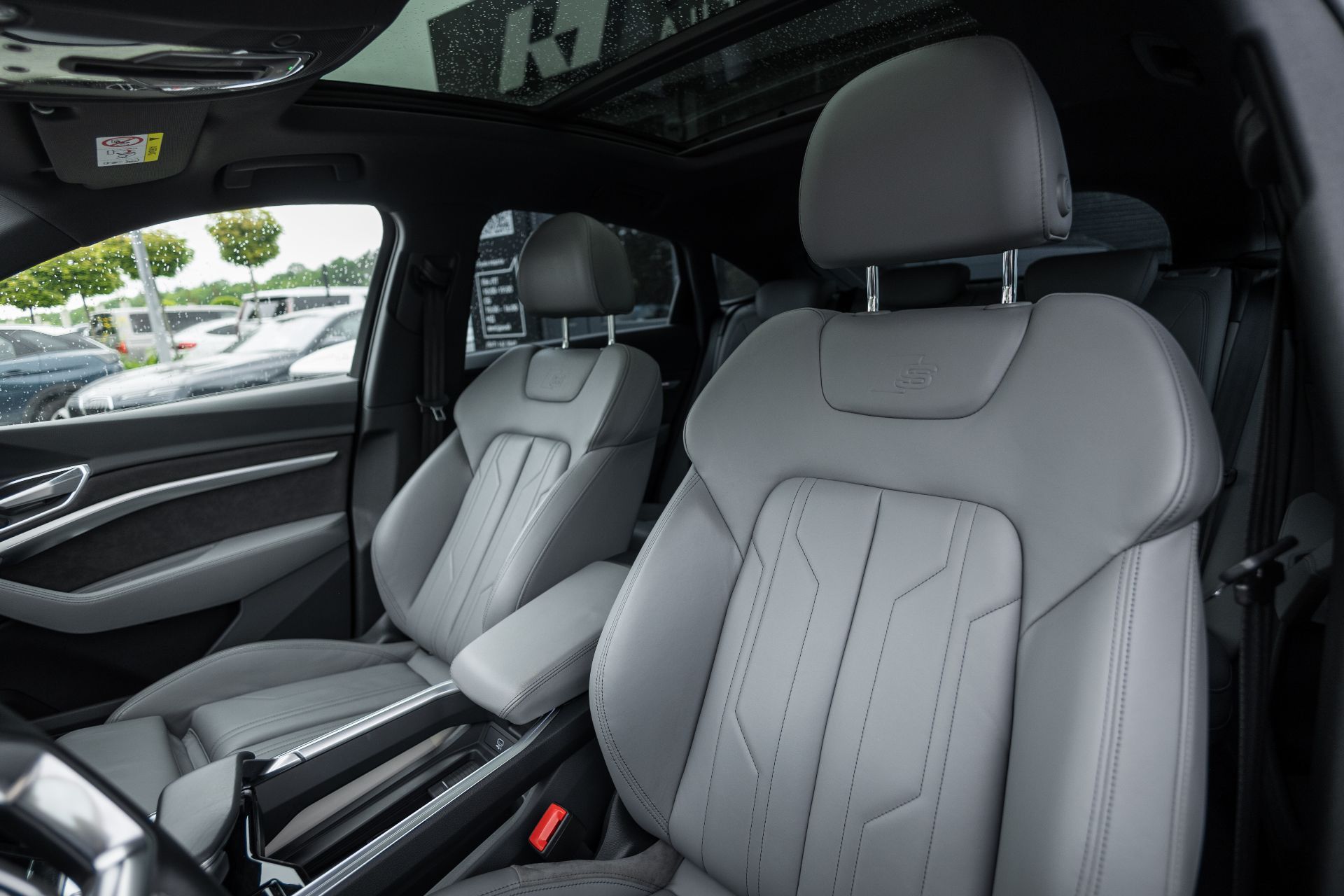 AUDI E-TRON SPORTBACK thumbnail 10