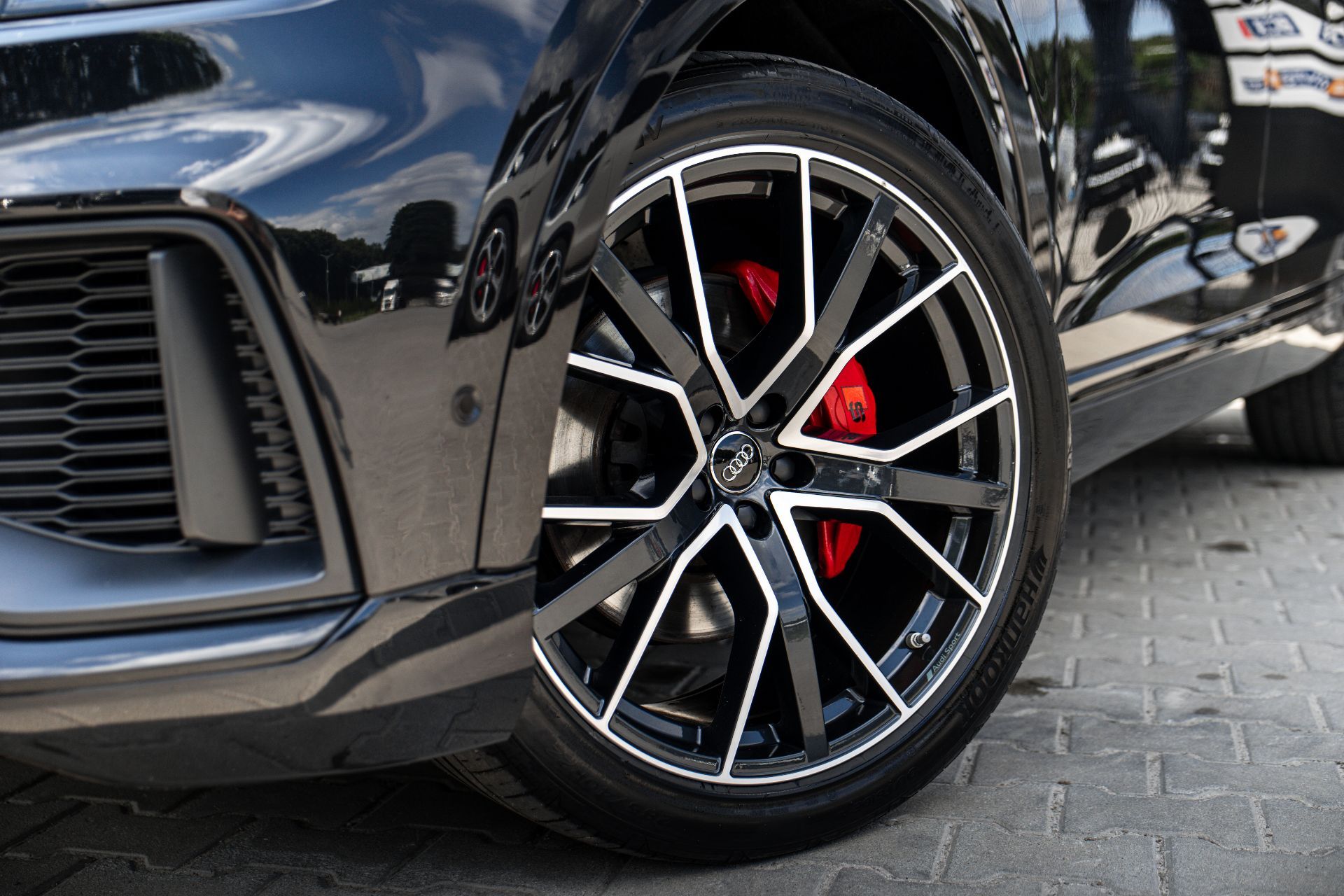 AUDI Q8 thumbnail 17