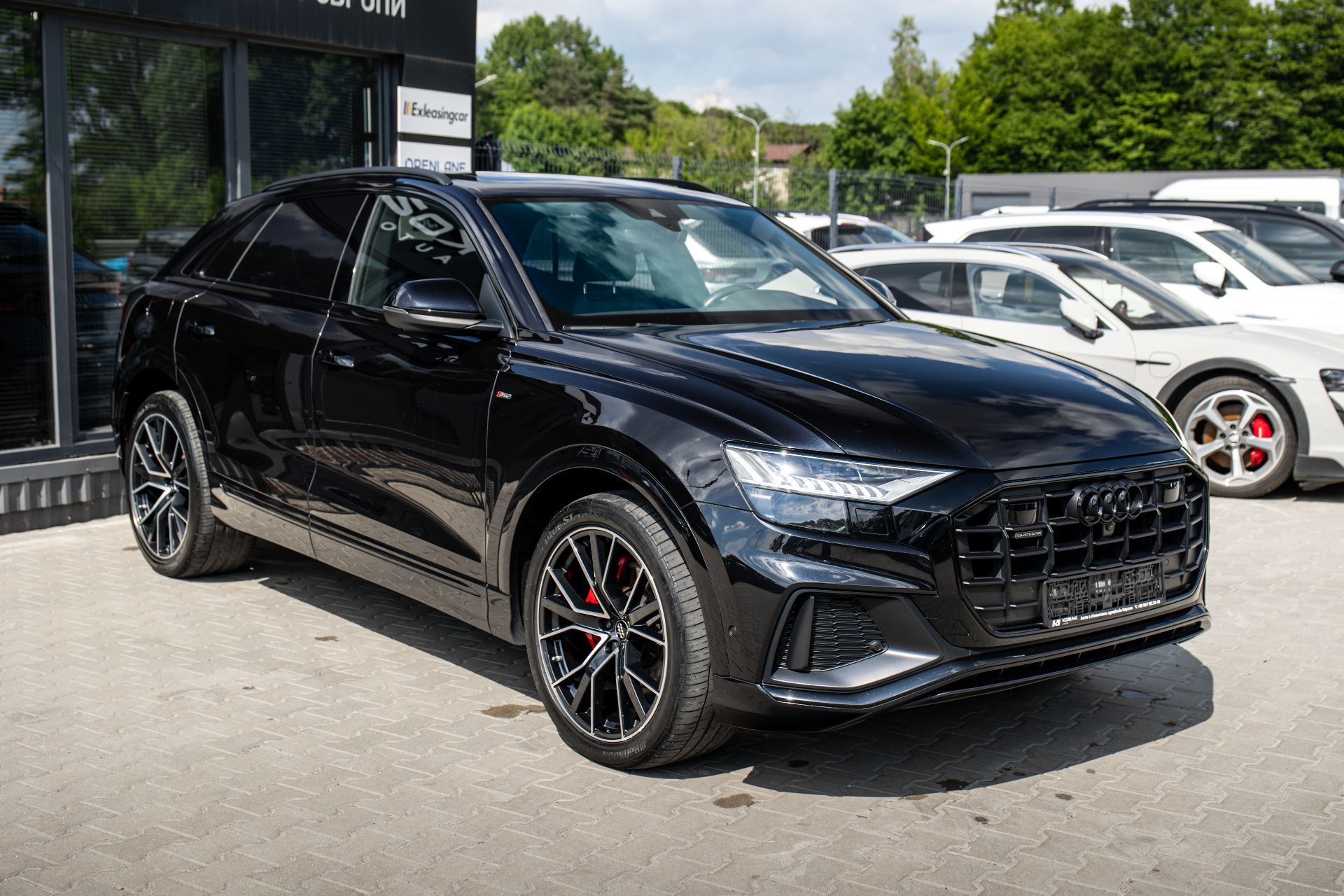 AUDI Q8 thumbnail 4