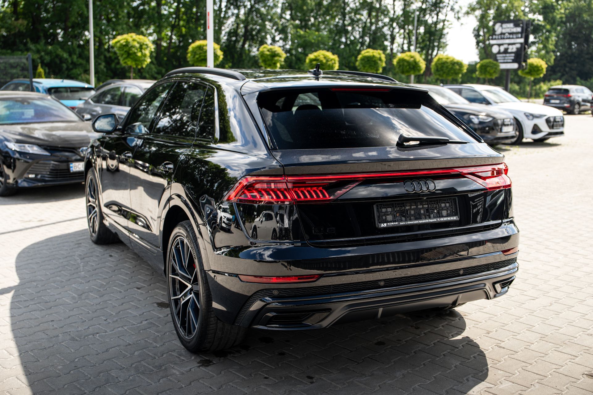 AUDI Q8 thumbnail 5