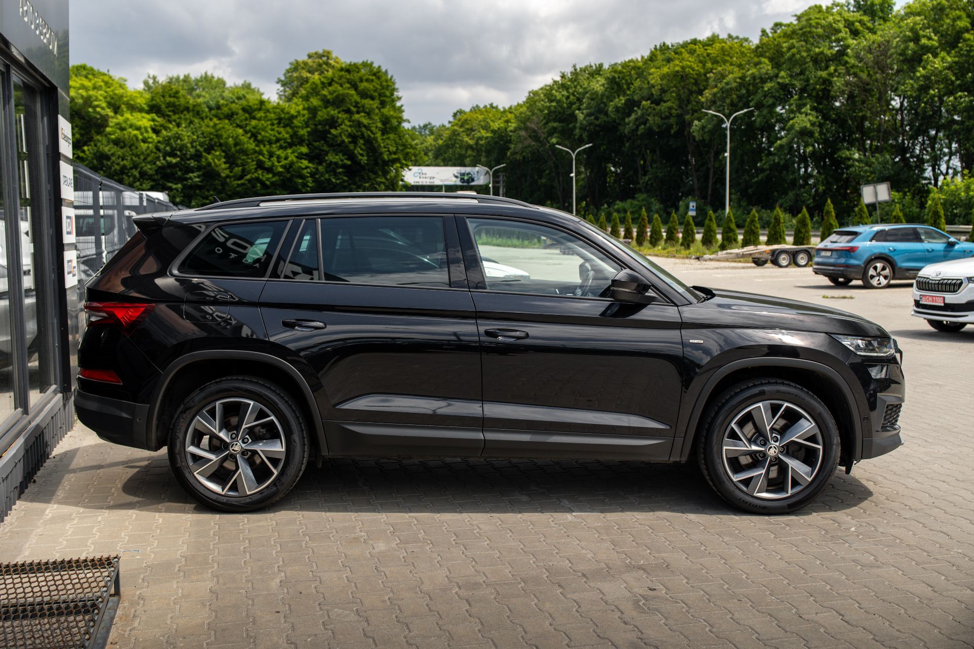 SKODA KODIAQ thumbnail 6