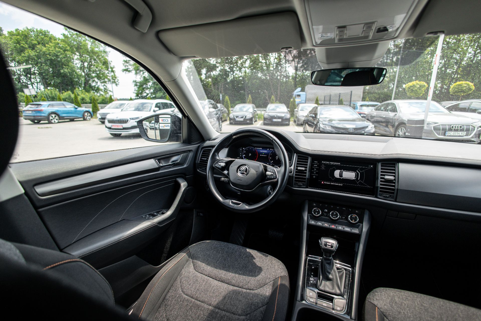 SKODA KODIAQ thumbnail 13