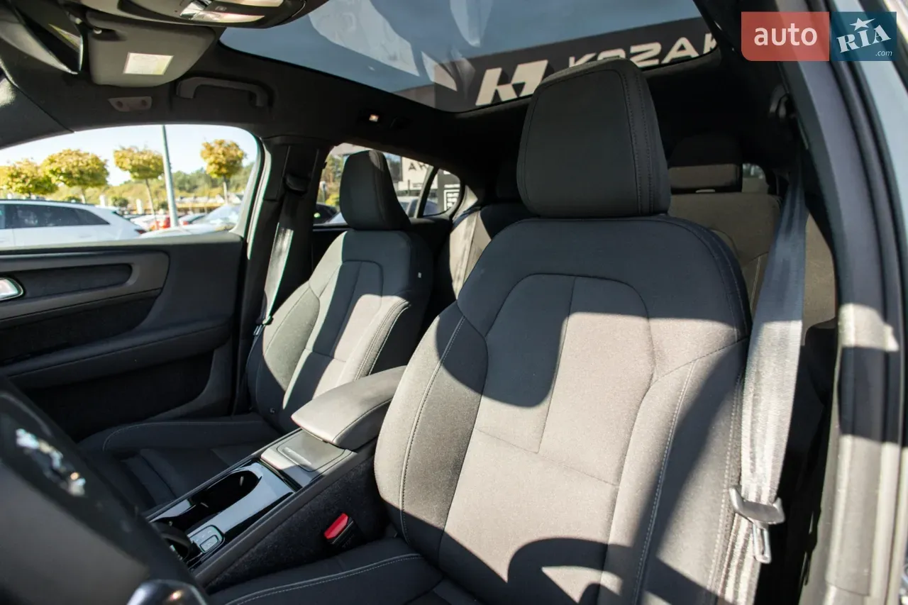 VOLVO C40 thumbnail 13