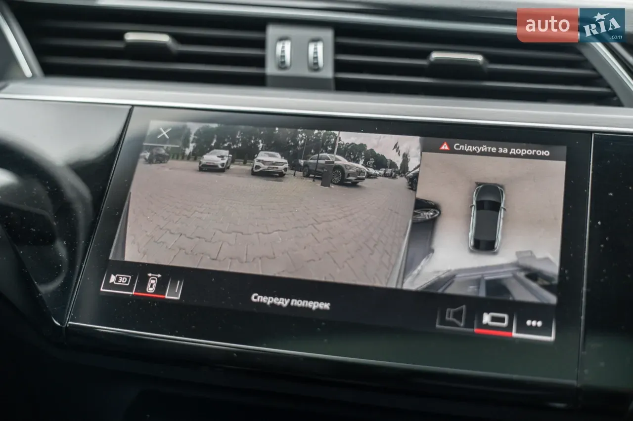 AUDI E-TRON  thumbnail 18