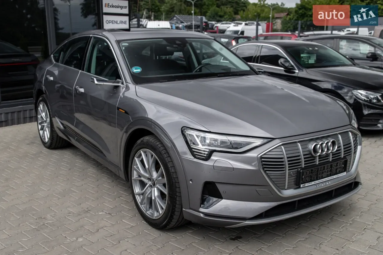 AUDI E-TRON  thumbnail 9