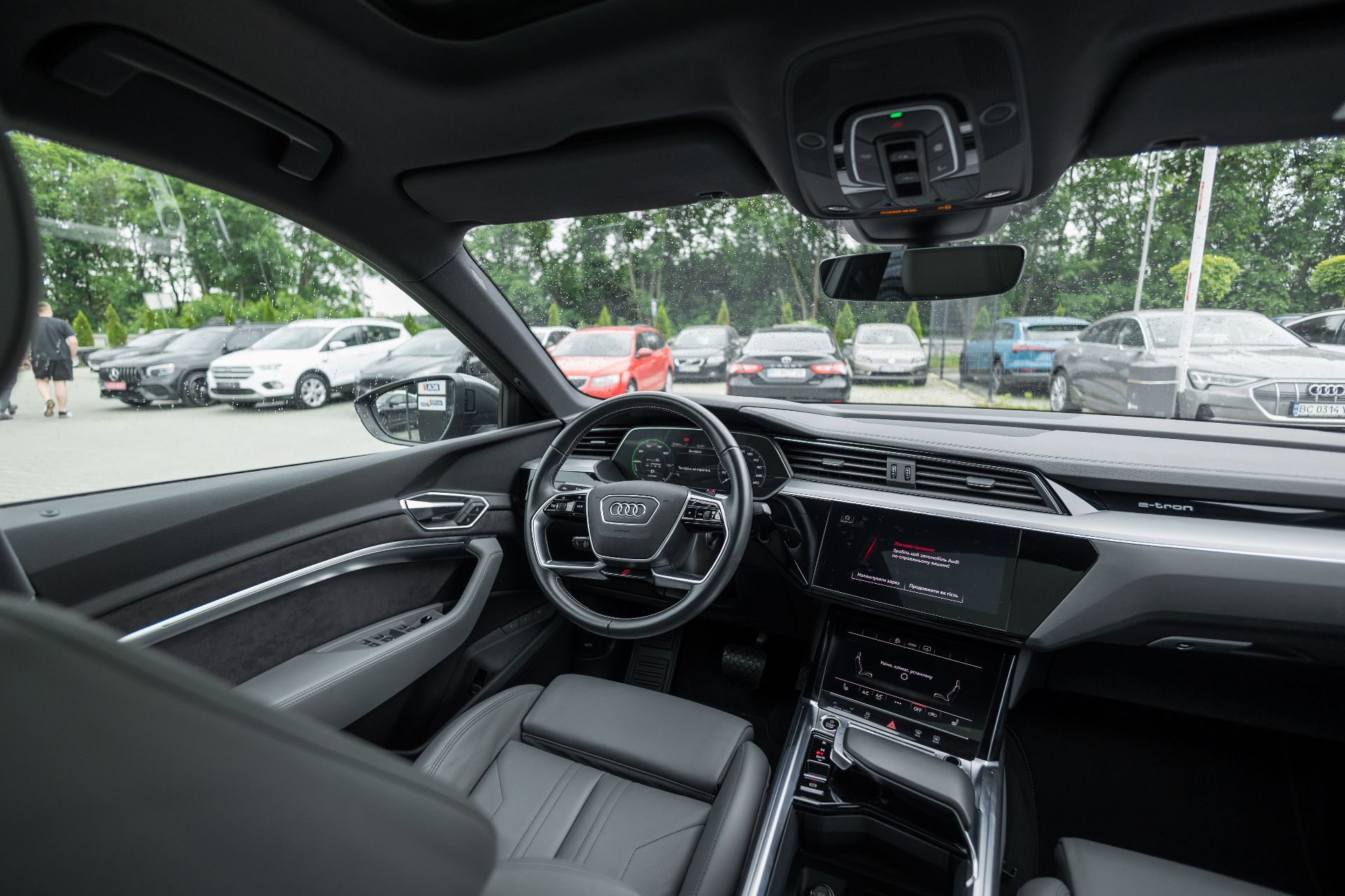 AUDI E-TRON  thumbnail 13