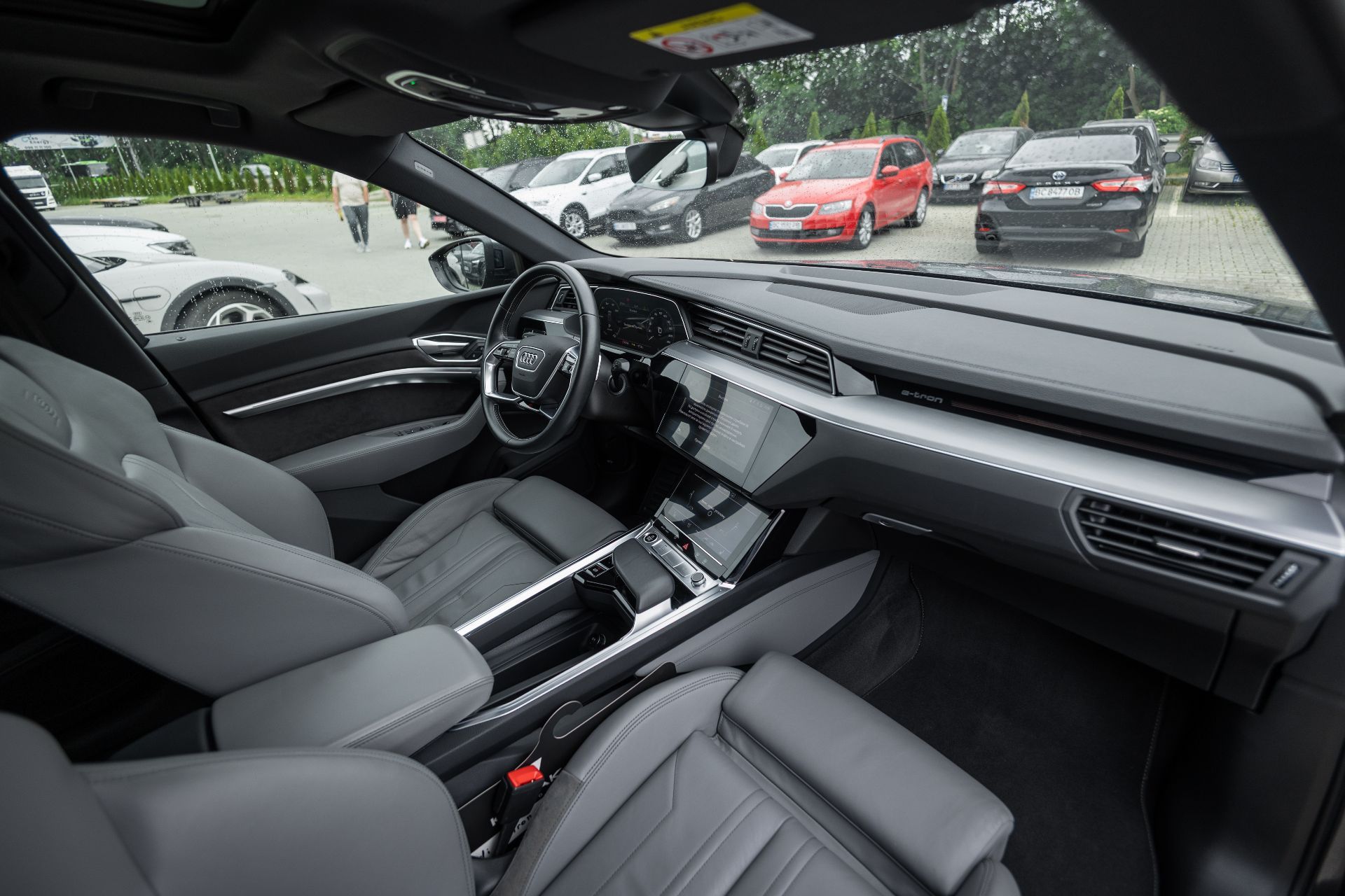 AUDI E-TRON  thumbnail 21