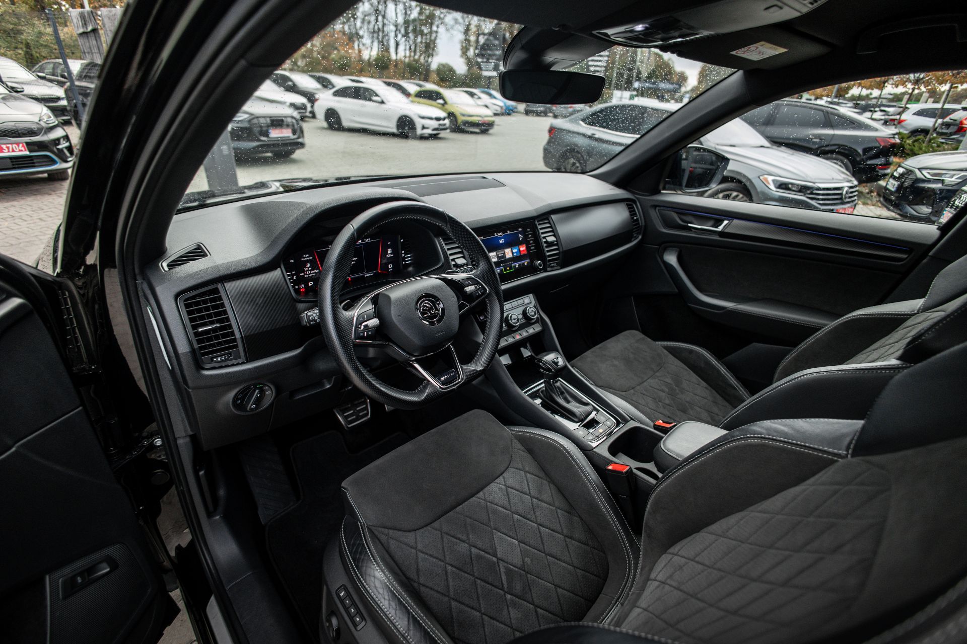 SKODA KODIAQ thumbnail 11