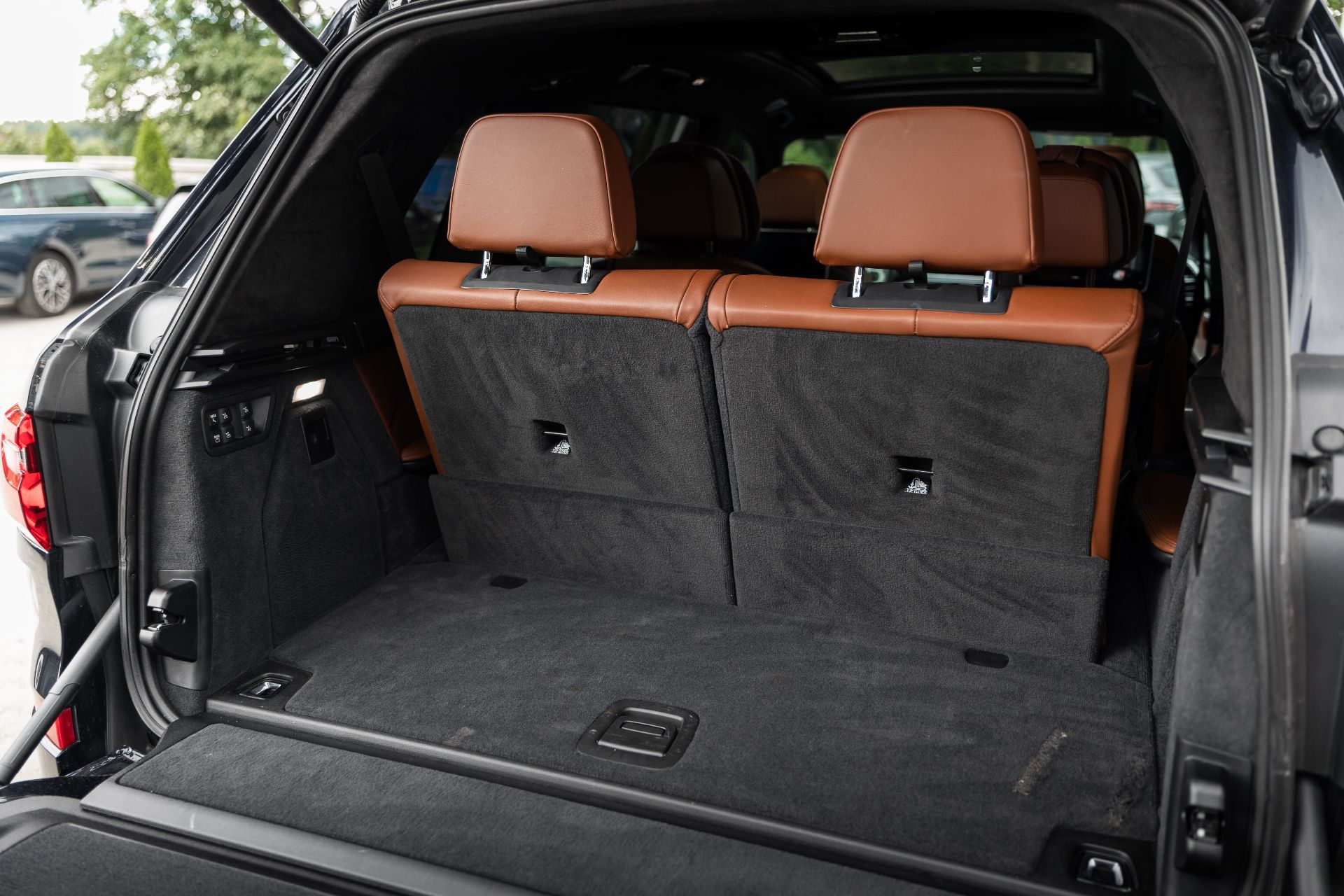 BMW X7 thumbnail 24