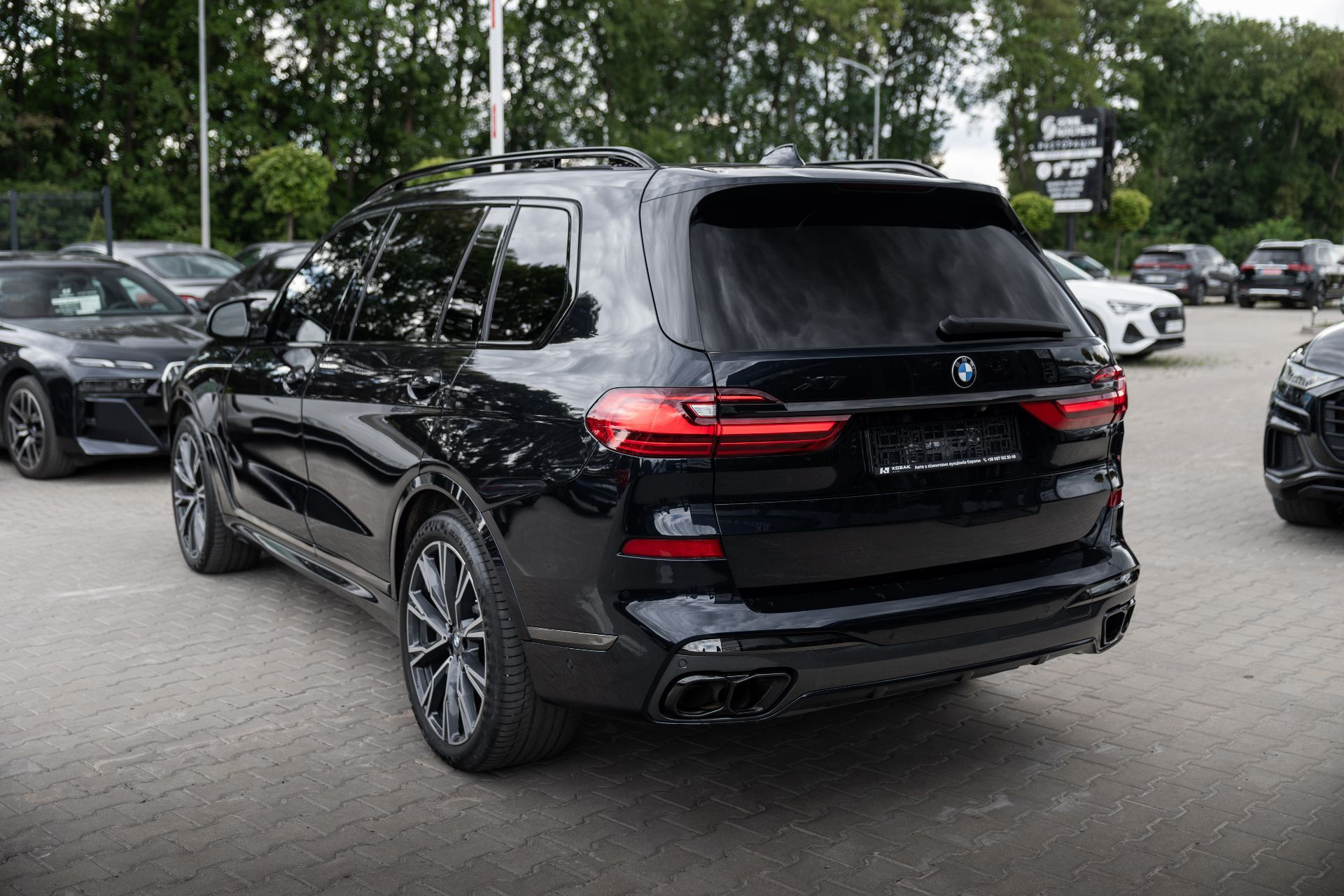 BMW X7 thumbnail 6