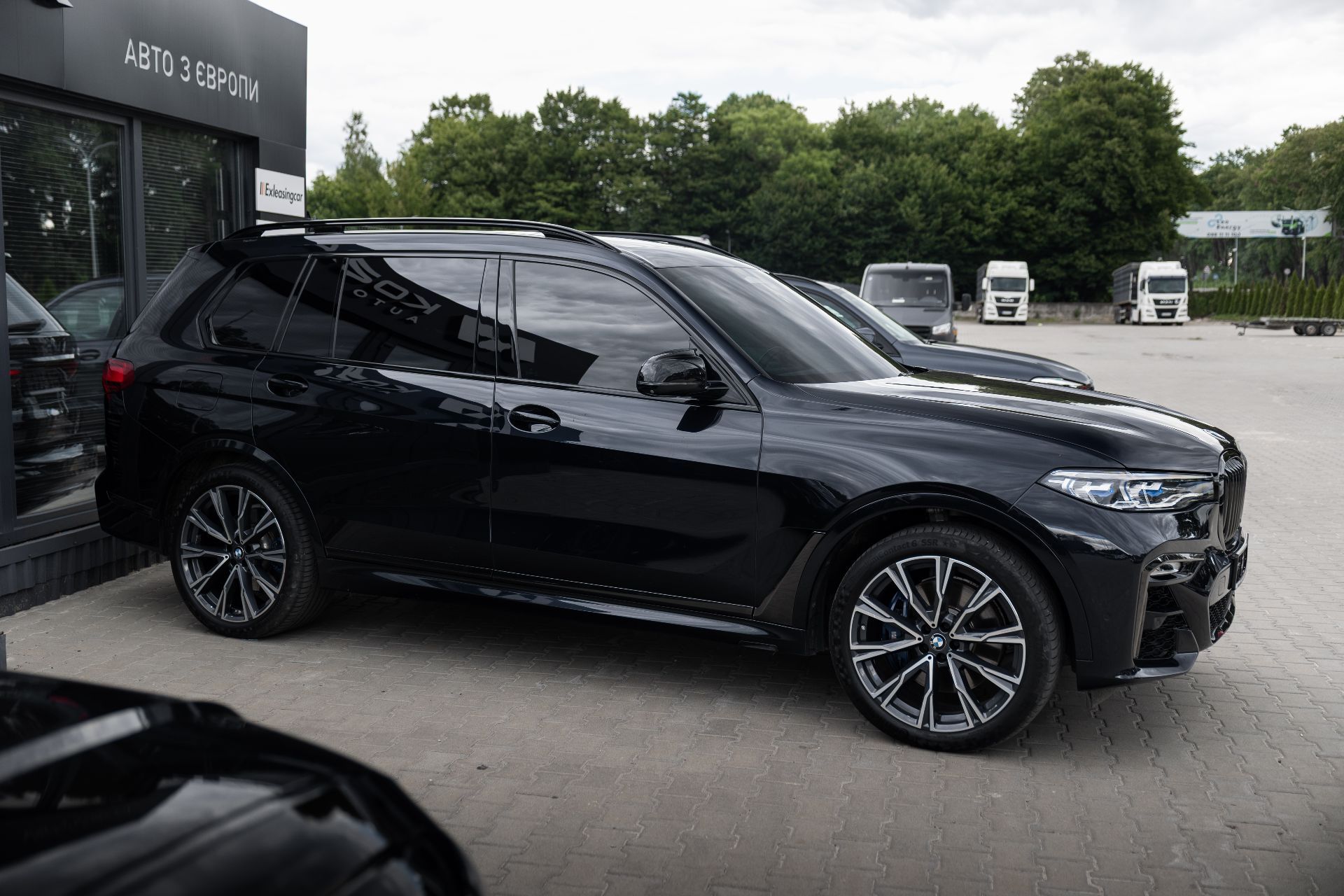BMW X7 thumbnail 4