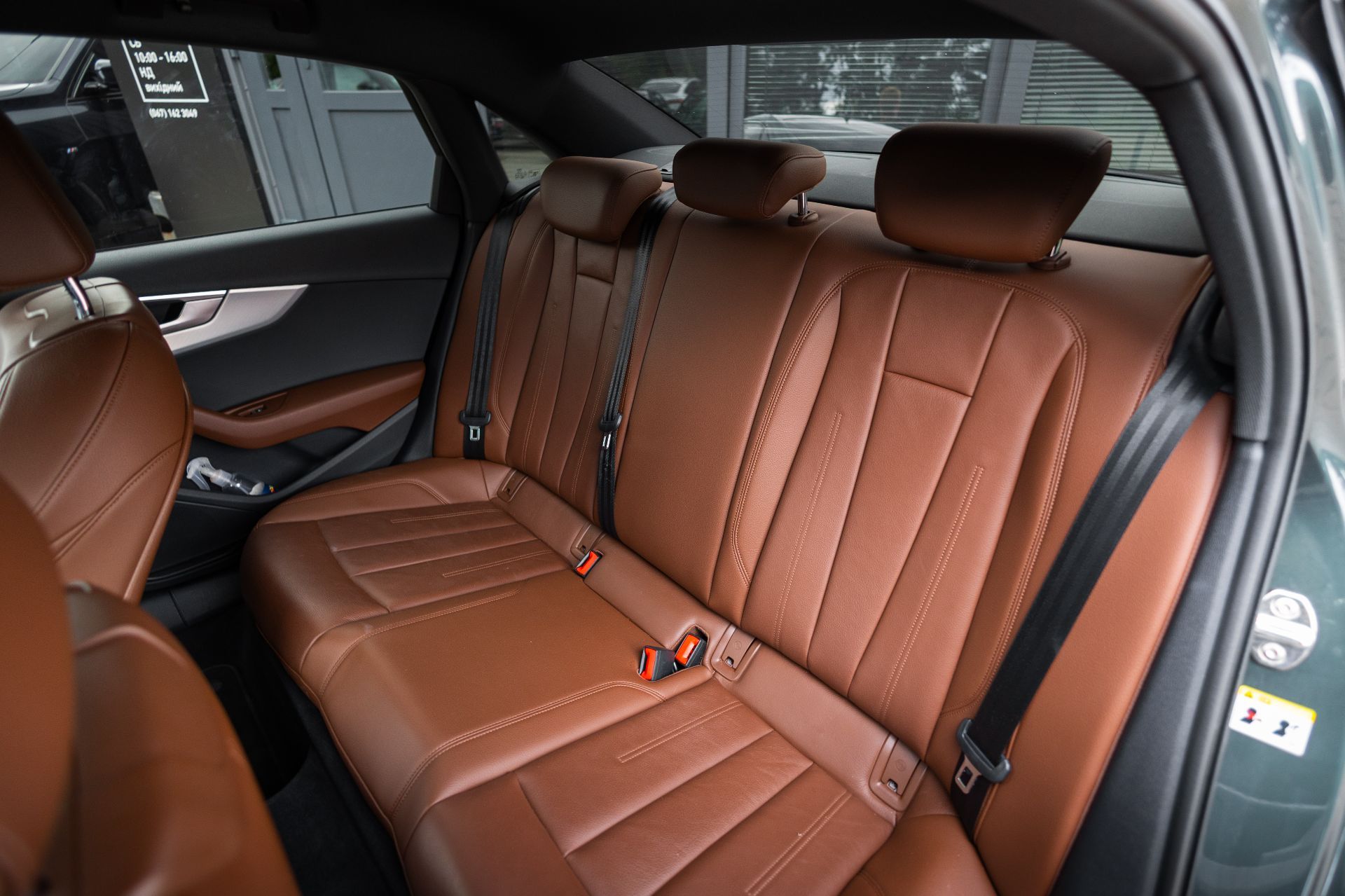 AUDI A4 thumbnail 25
