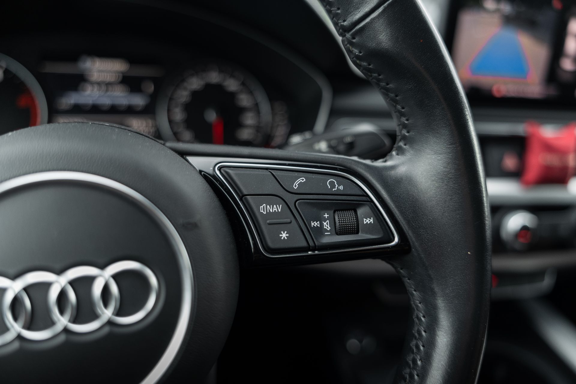 AUDI A4 thumbnail 15