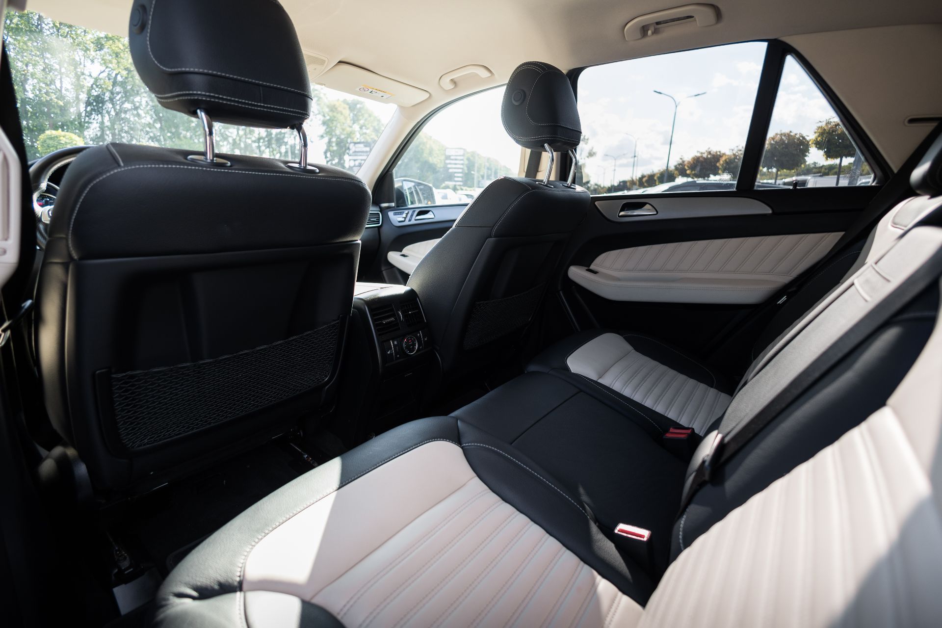 MERCEDES-BENZ GLE 350 thumbnail 13
