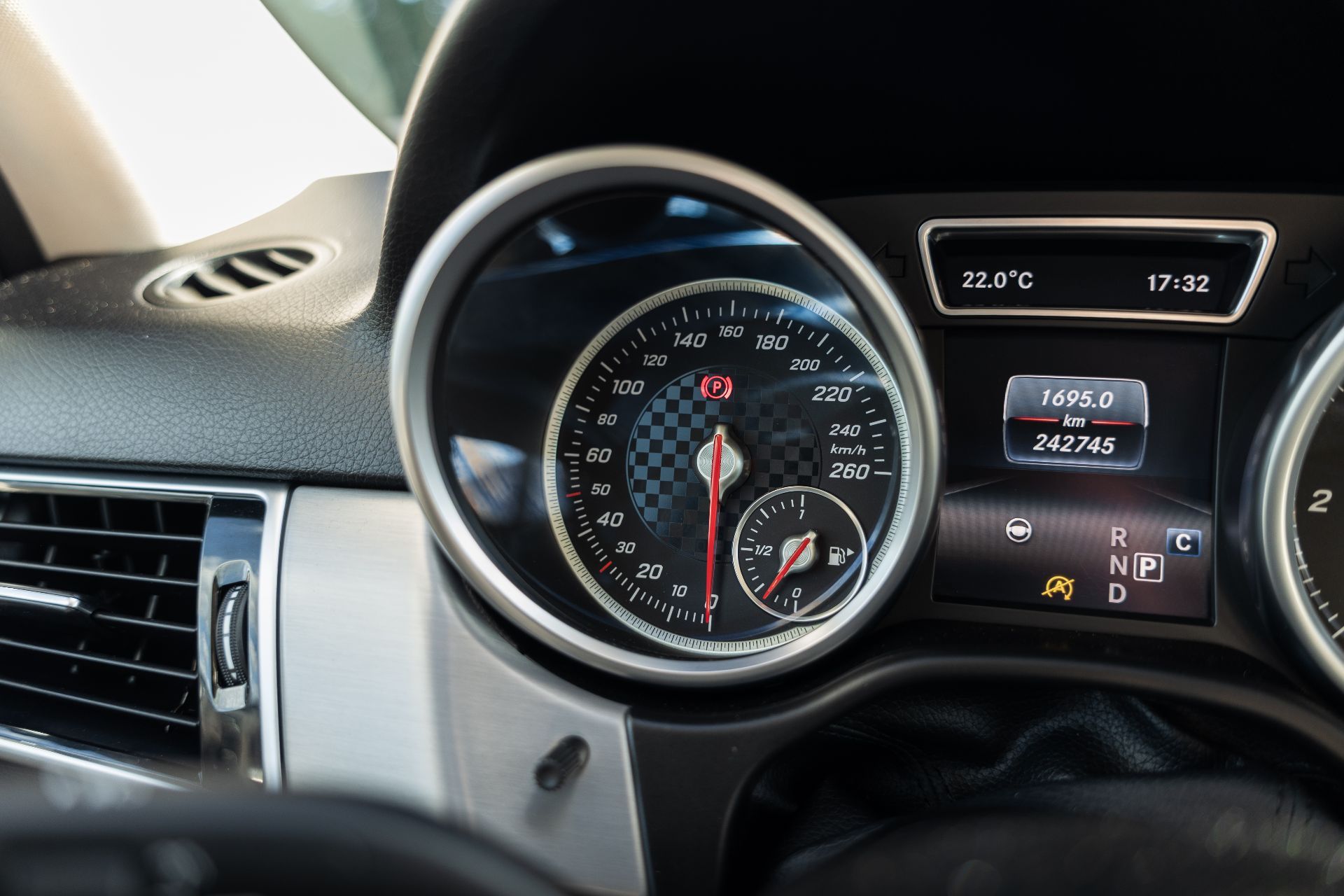 MERCEDES-BENZ GLE 350 thumbnail 23