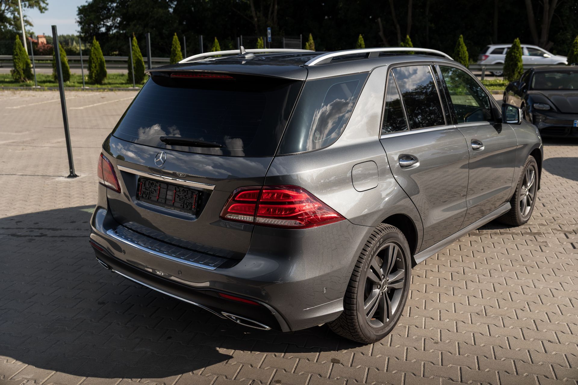 MERCEDES-BENZ GLE 350 thumbnail 7
