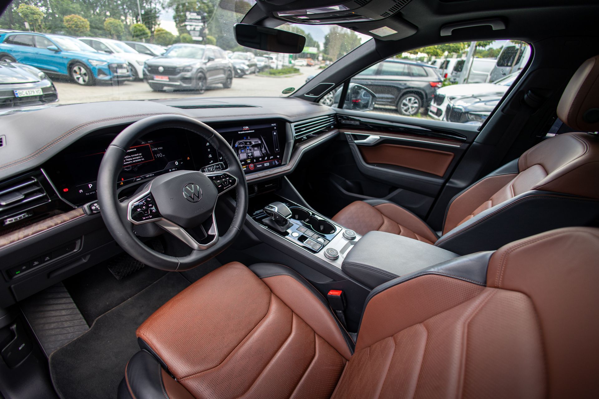 VOLKSWAGEN TOUAREG  thumbnail 13