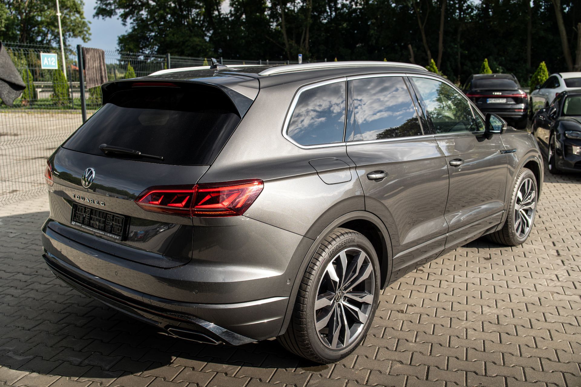VOLKSWAGEN TOUAREG  thumbnail 7