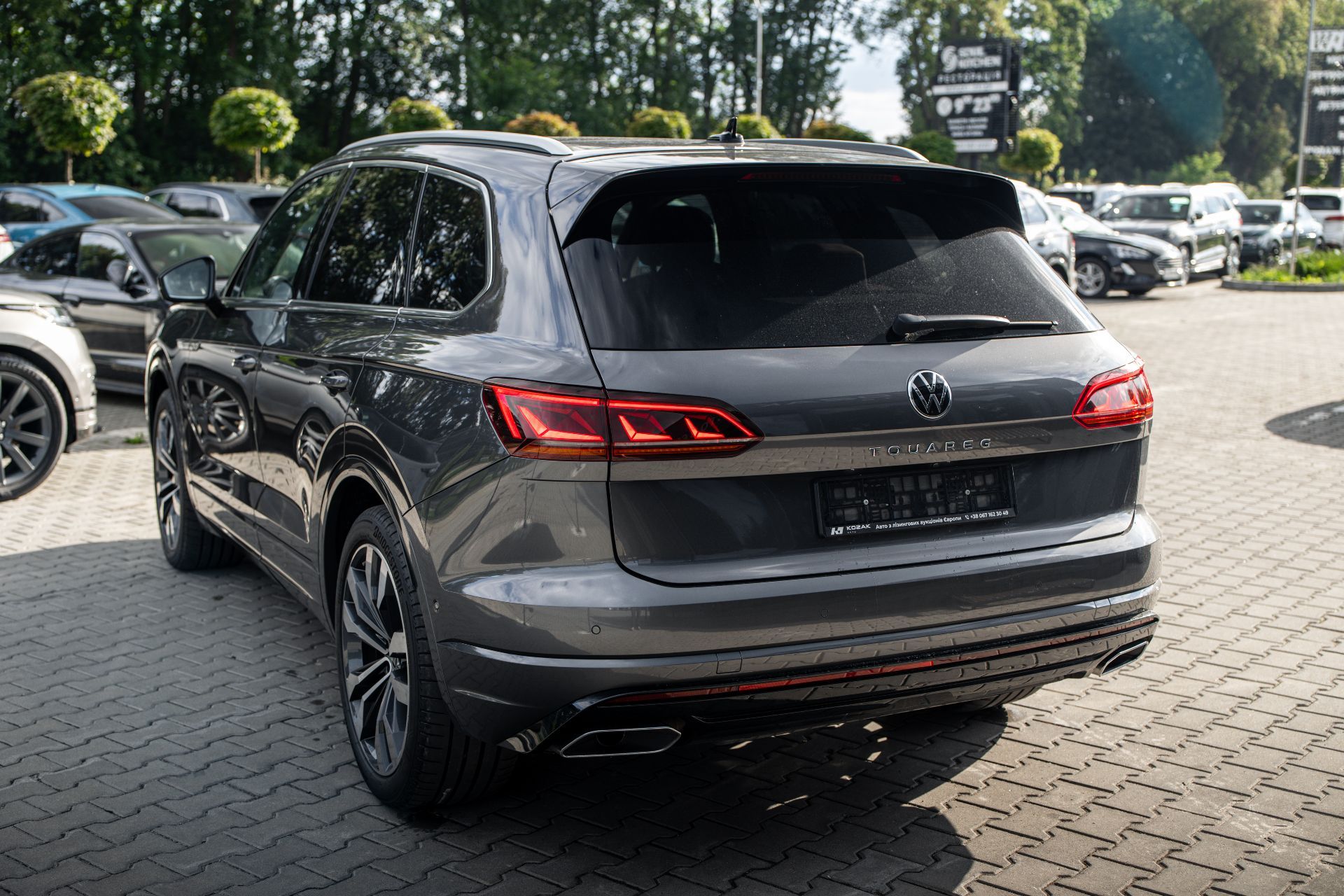 VOLKSWAGEN TOUAREG  thumbnail 6