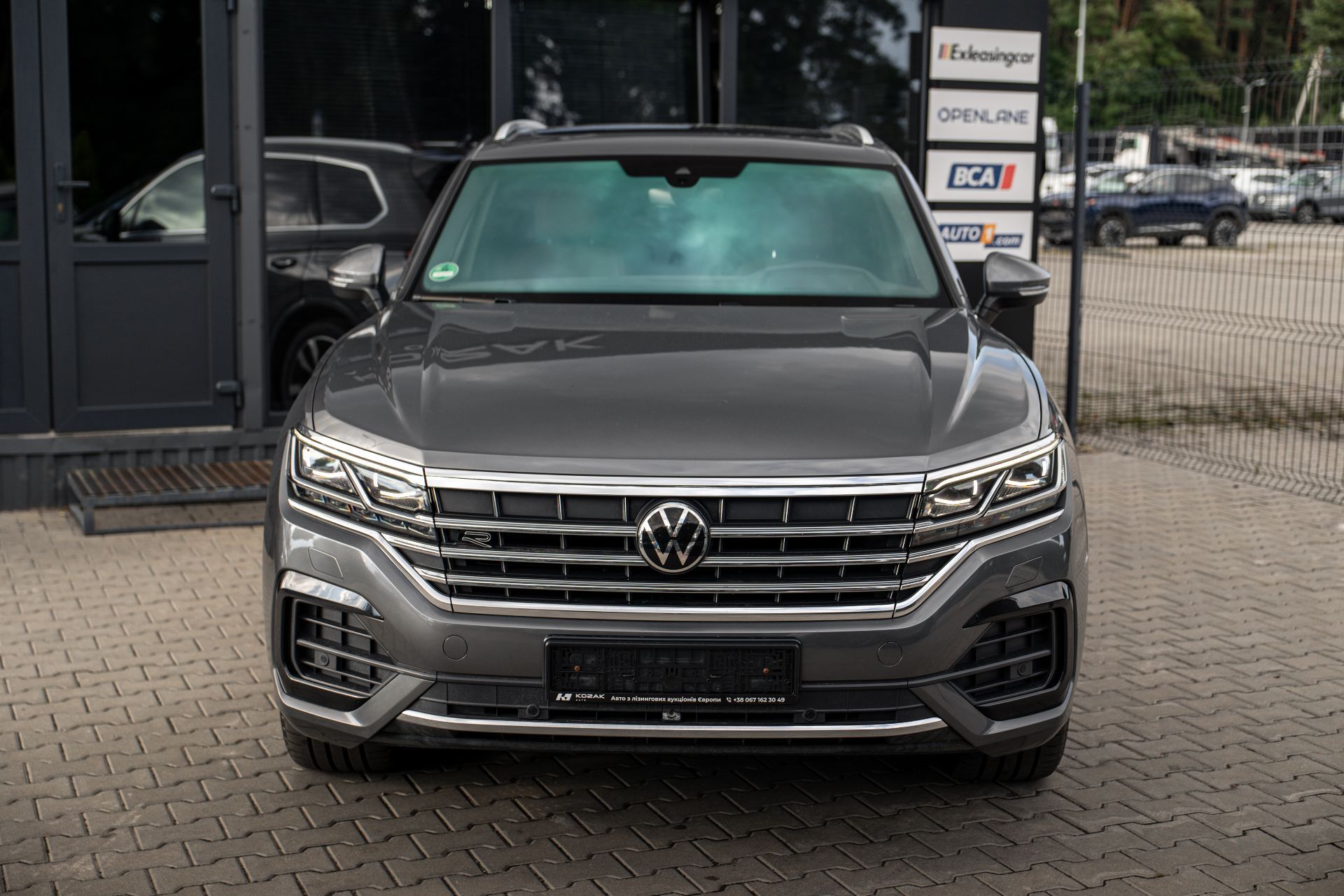 VOLKSWAGEN TOUAREG  thumbnail 2