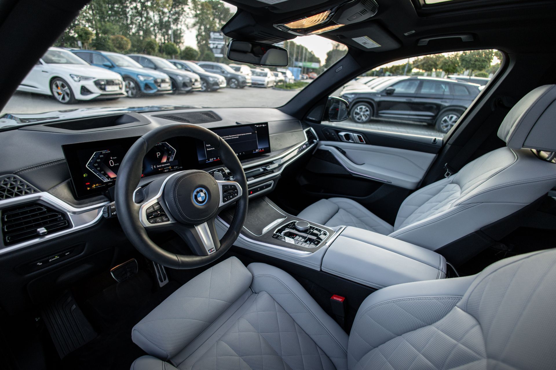 BMW X5 50e xDrive thumbnail 8