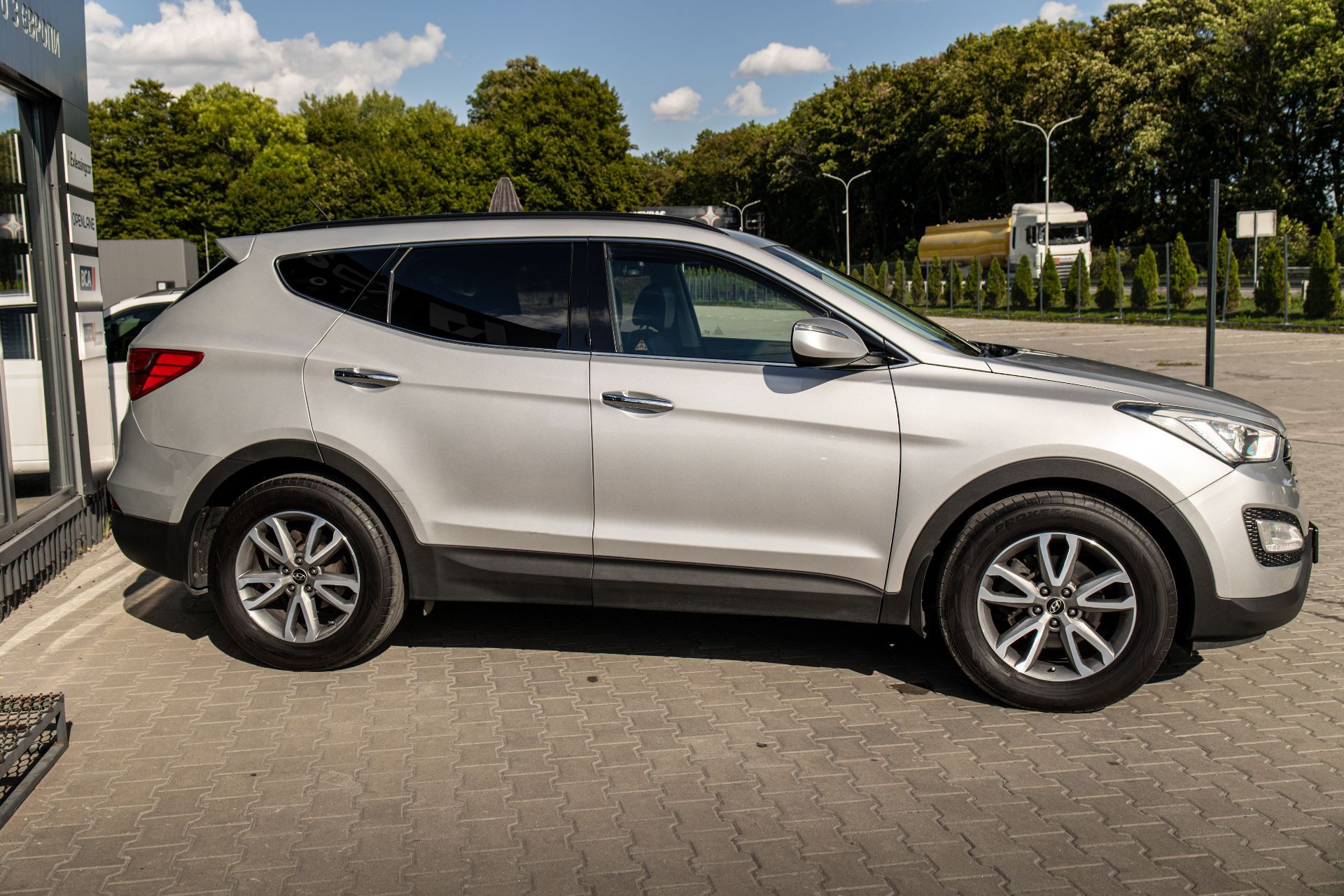 HYUNDAI SANTA FE thumbnail 6
