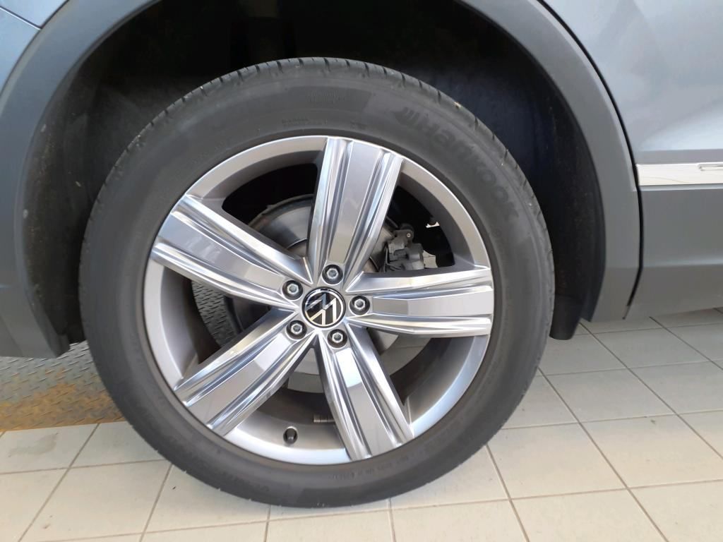 VOLKSWAGEN TIGUAN thumbnail 12