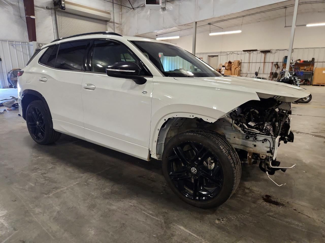 VOLKSWAGEN TIGUAN thumbnail 4