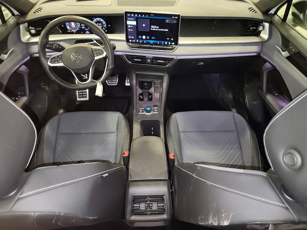 VOLKSWAGEN TIGUAN thumbnail 9