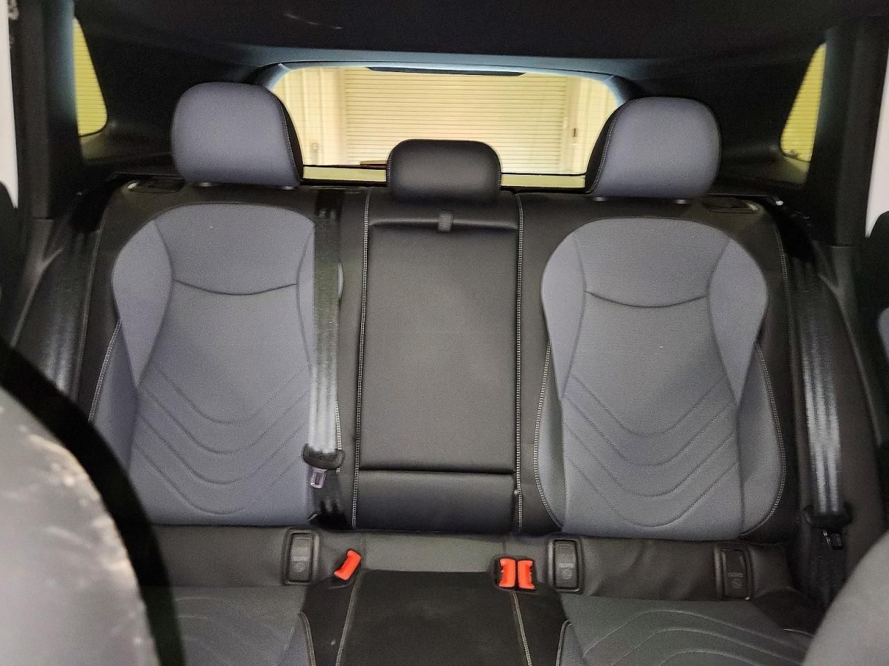 VOLKSWAGEN TIGUAN thumbnail 8