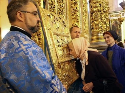 Празднование Успения Пресвятой Богородицы в кафедральном храме Смоленска