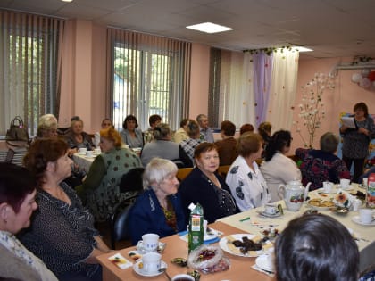 Международный день пожилых людей в Монастырщине