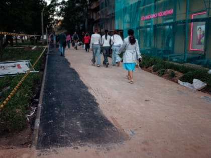 Завершение работ на пешеходной дорожке в Смоленске