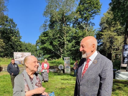 Сохраняя наследие Тенишевых