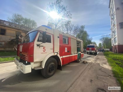 В Ярцевском районе горел жилой дом