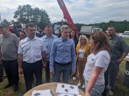 Василий Анохин объявил о старте программы «Агроагрегатор» в Смоленской области