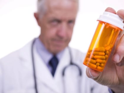 Врач Мясников назвал топ-5 ошибок в приёме антибиотиков