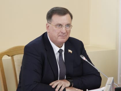 Анатолий Овсянкин представил отчёт о деятельности Смоленского городского Совета