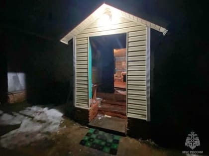 Причиной пожара в Монастырщинском районе могли стать умышленные действия