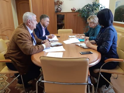 Евгений Максименко и Андрей Моргунов с рабочим визитом посетили Руднянский район