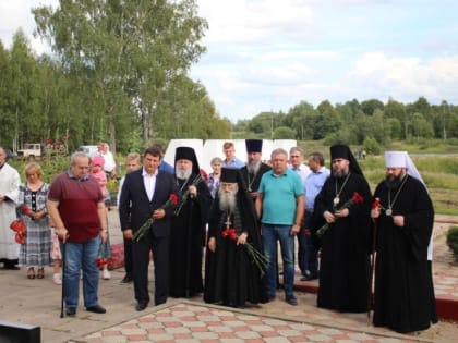 Духовник Оптиной Пустыни схиархимандрит Илий (Ноздрин) посетил Вяземскую епархию